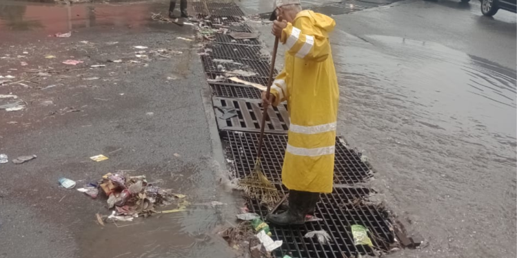 Monterrey Refuerza Limpieza Pluvial Ante Lluvias Pronosticadas
