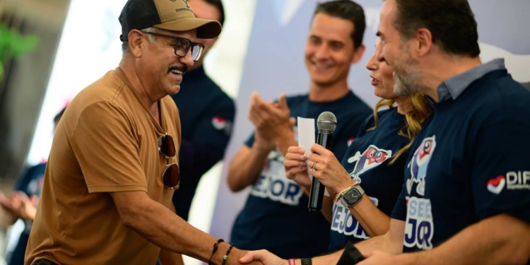 Arranca Monterrey programa de salud visual que beneficiará a miles de regios - CLAVE NOTICIA - CLAVE NOTICIA Arranca-Monterrey-programa-de-salud-visual-que-beneficiara-a-miles-de-regios