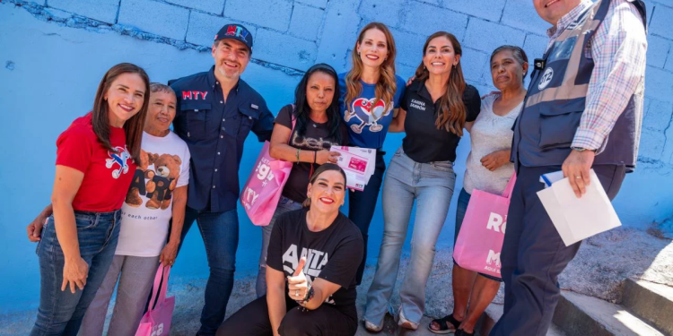 Transformando-Monterrey-a-3-mil-casas-pintadas