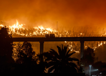 incendios-forestales-Chile-Ñuble-Biobío-Araucanía-evacuaciones