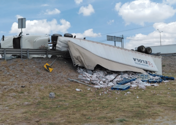 Foto de una Accidente vial por Volcadura en Apodaca