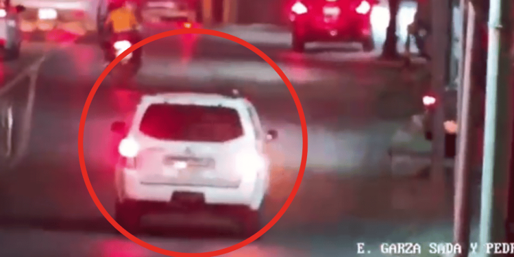 camioneta blindada detenida en la avenida garza sada gracias al C4 Monterrey
