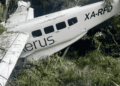avión se estrelló tras un aterrizaje de emergencia