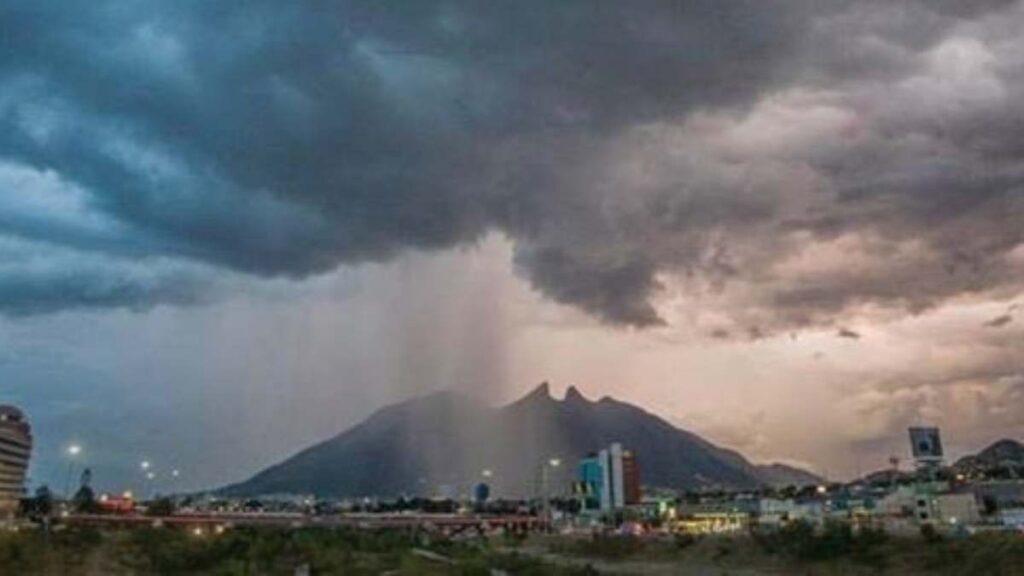 fotografía sobre inundaciones en Monterrey